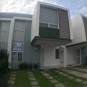 CASA EN RENTA EN SAN JUAN DEL RIO, QUERETARO
